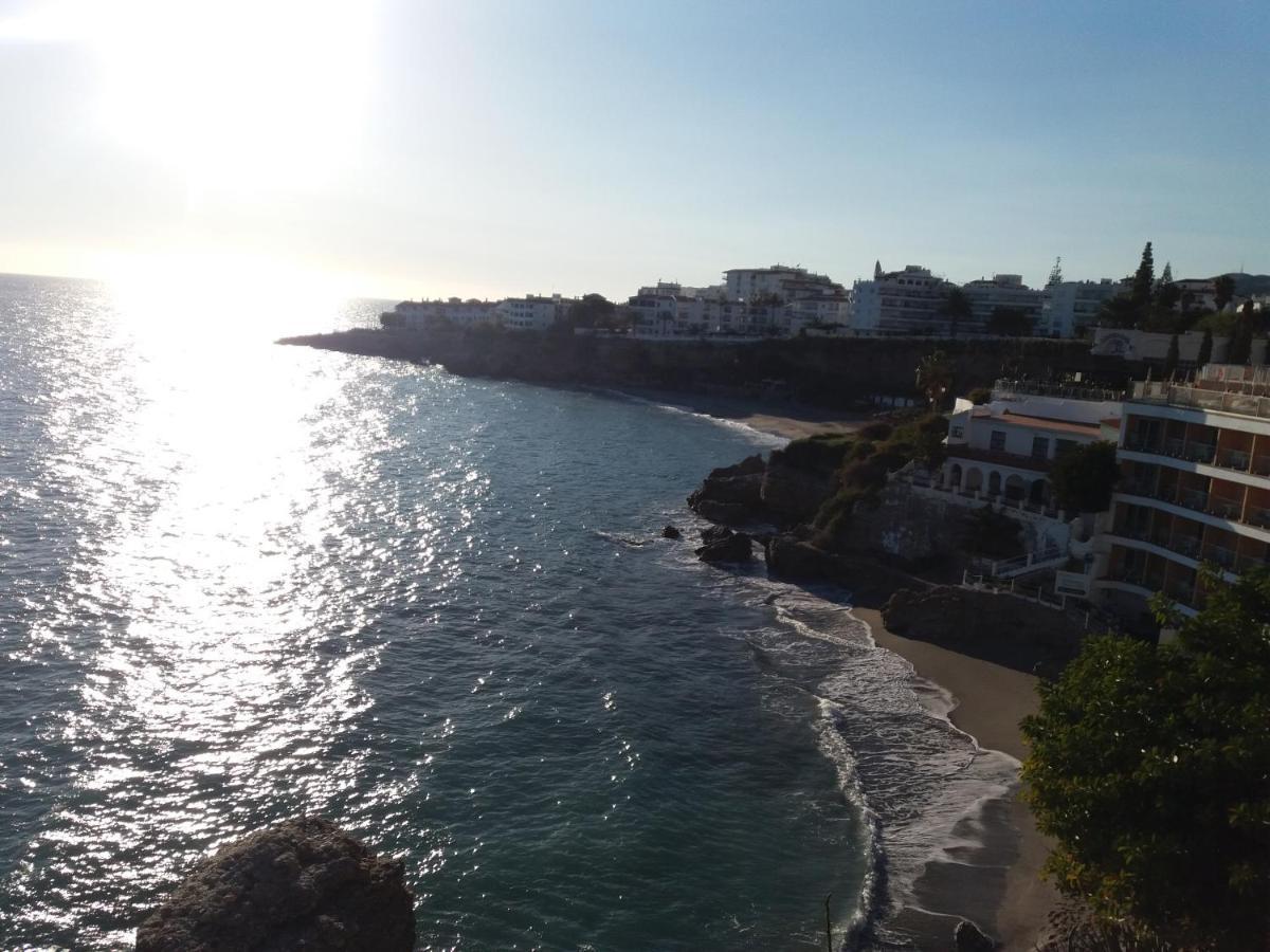 Playa Torrecilla Piscina Centro 2 Habitaciones Nerja Dış mekan fotoğraf