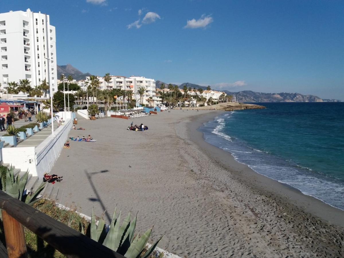 Playa Torrecilla Piscina Centro 2 Habitaciones Nerja Dış mekan fotoğraf