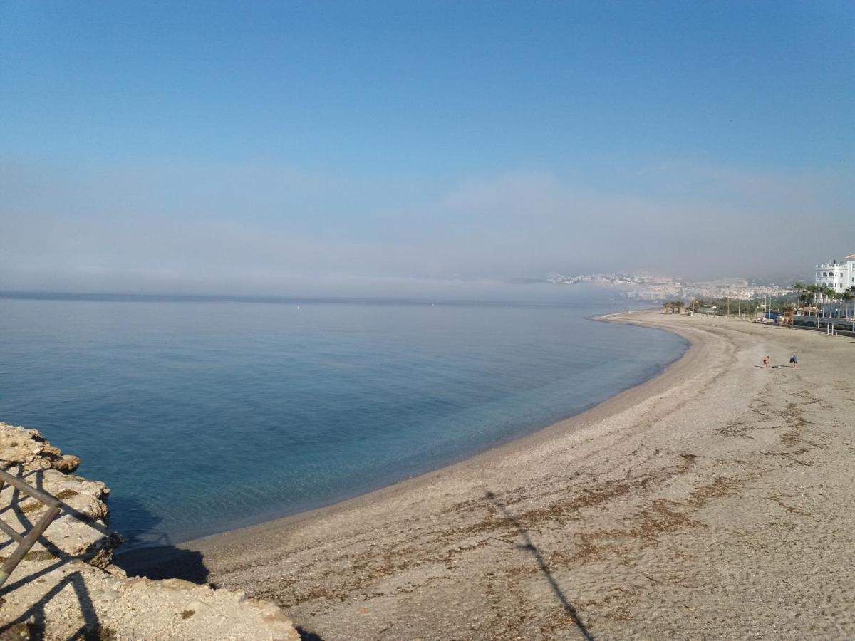 Playa Torrecilla Piscina Centro 2 Habitaciones Nerja Dış mekan fotoğraf