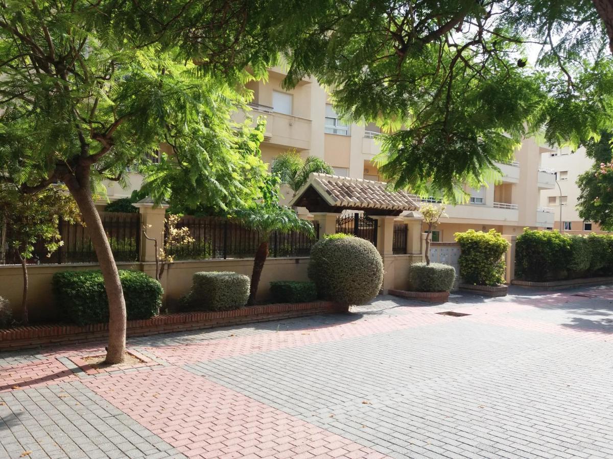 Playa Torrecilla Piscina Centro 2 Habitaciones Nerja Dış mekan fotoğraf